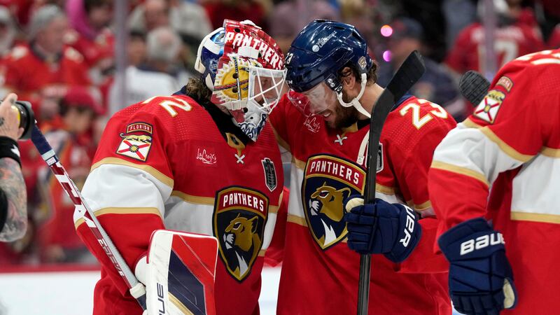 Barkov, Bobrovsky and the Panthers beat the Oilers 4-3 to move
