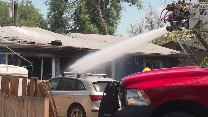 Fire spread to adjacent home in Orchard Mesa neighborhood