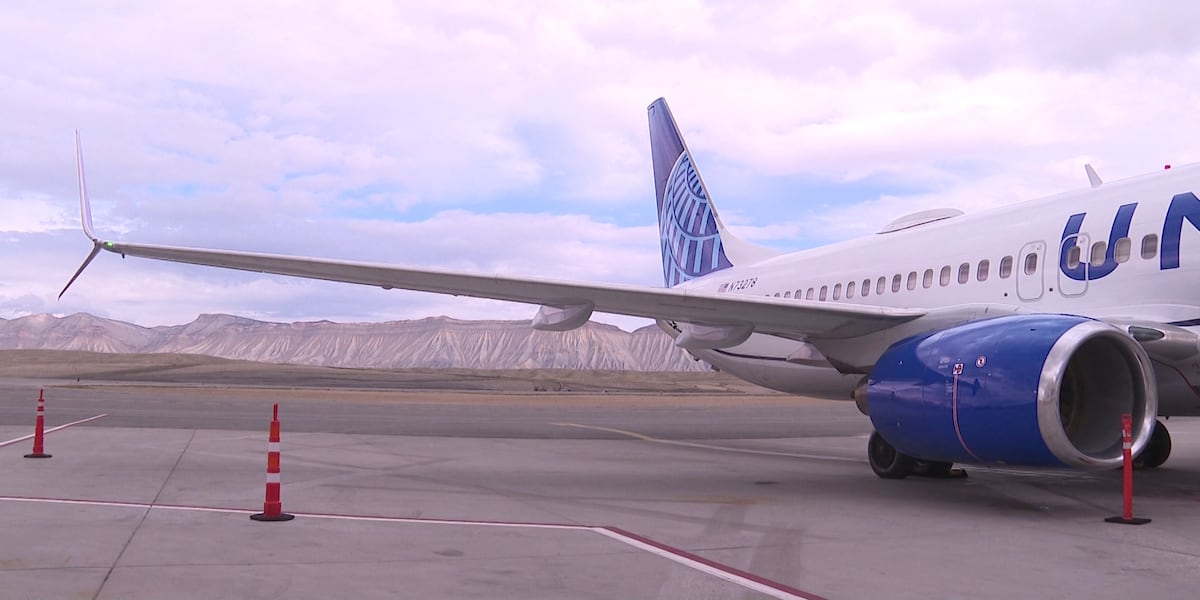 “At the airport, it’s our busiest week of the entire year” : Thanksgiving travel tips