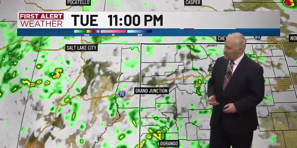 Showers and thunderstorms increase Wednesday and Thursday