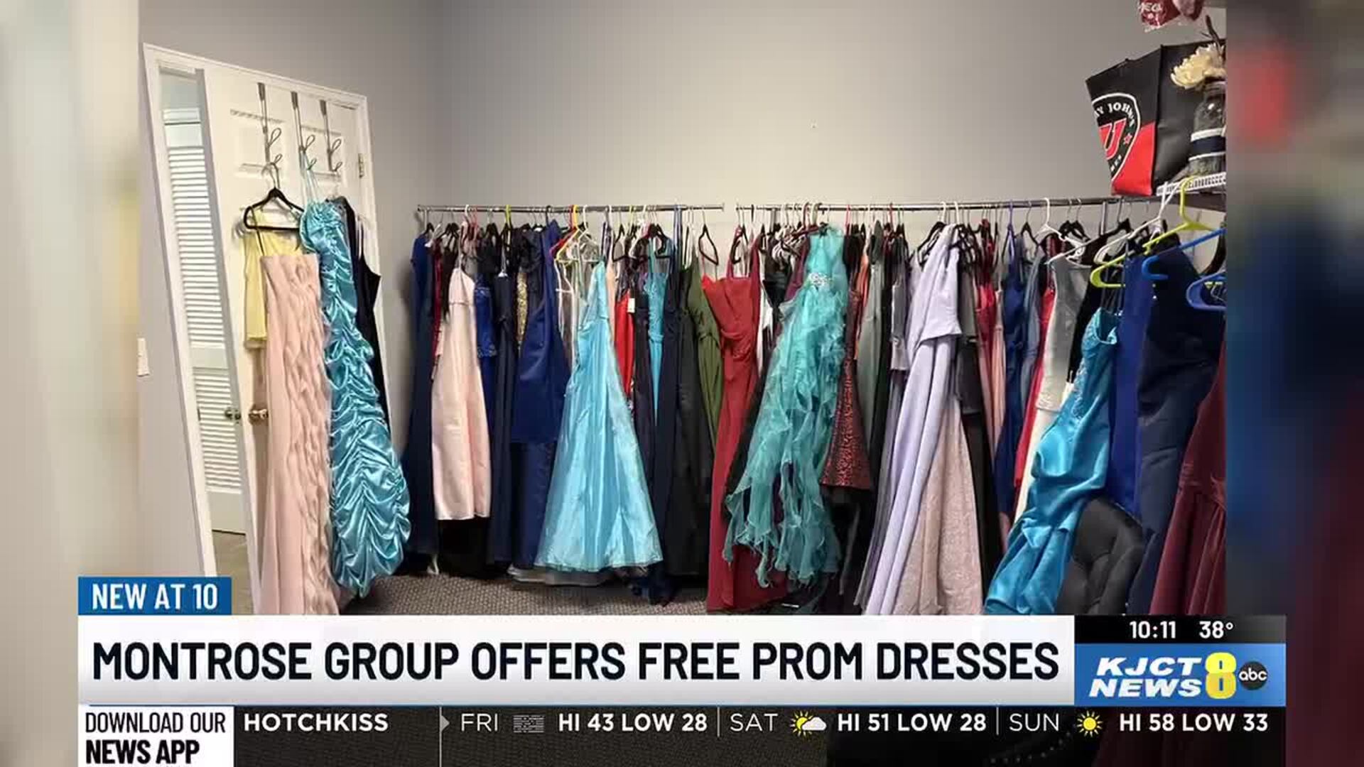 Montrose realtors host free prom dress giveaway for local students Montrose realtors host free prom dress giveaway for local students